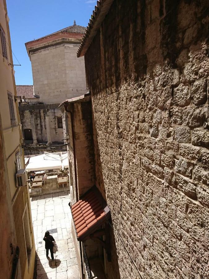 Studio Sfinga In The Heart Of Diocletian'S Palace Split Luaran gambar